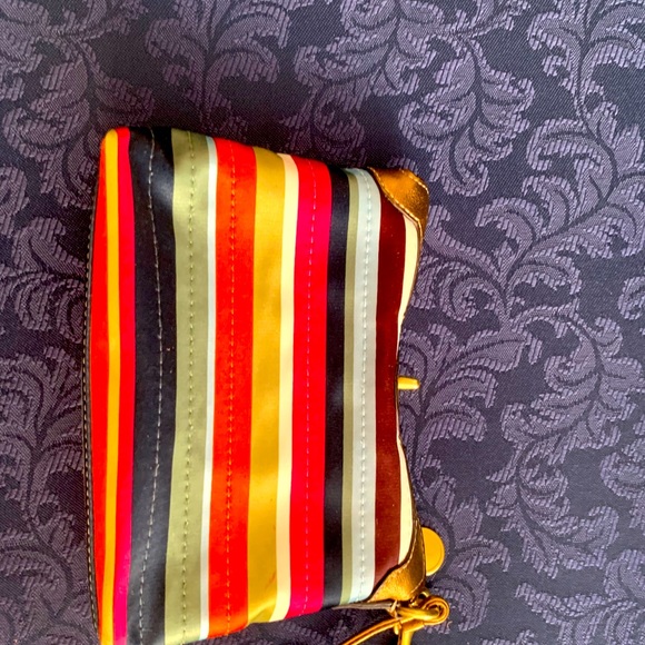 Signature stripe fabric bag - Picture 2 of 5